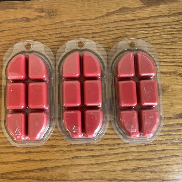 FEBREZE Apple Cider Wax Melts‎ Limited Edition 3 packs - 18 Total Cubes - NEW - Picture 2 of 2